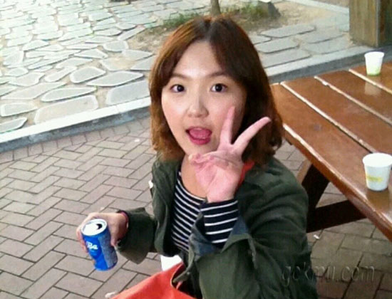 야학에서 영어교사로 봉사활동을 하는 김민홍 씨 김민홍씨 제공