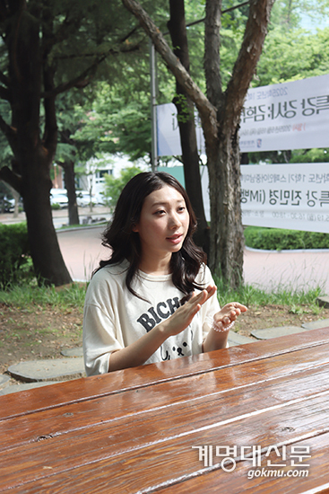 미얀마-대지진 피해 긴급 모금 활동 당시 복잡한 감정을 설명하는 카잉푸푸쩌소 씨
