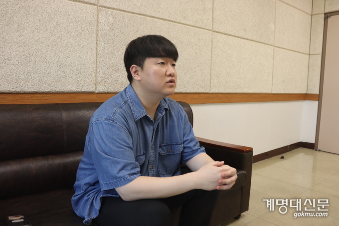 대구국제성악콩쿠르 특별상 수상 소감을 전하고 있는 송준호(성악전공 · 석사과정) 씨 © 임영민 기자